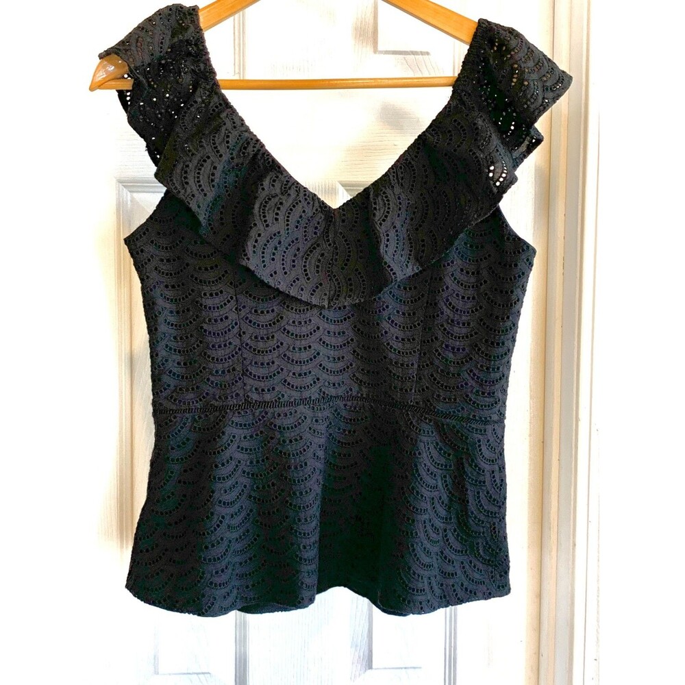 White House Black Market Womans Embroidered Eyelet Ruffle Peplum Blouse Size 8